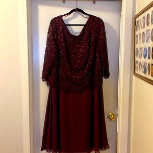 Plus size cocktail dress